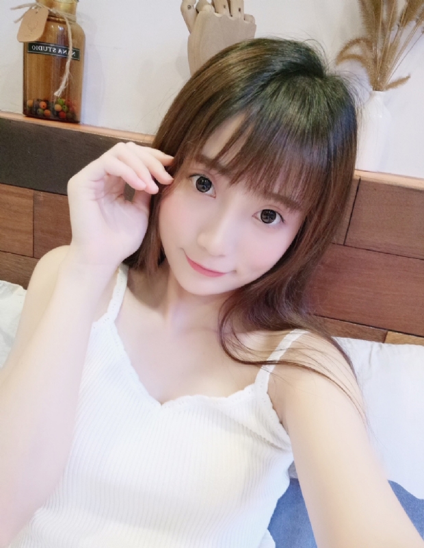 周悦的第四张照片--汕头相亲服务中心