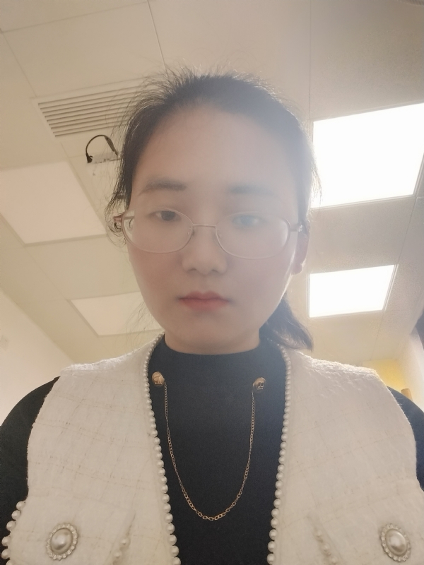 闲敲棋子的第一张照片--汕头相亲服务中心