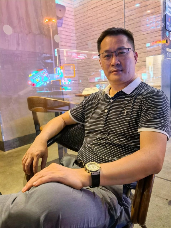 Allan的第三张照片--汕头相亲服务中心