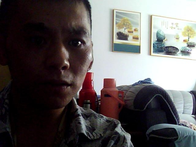 为爱而奋斗的第一张照片--汕头相亲服务中心