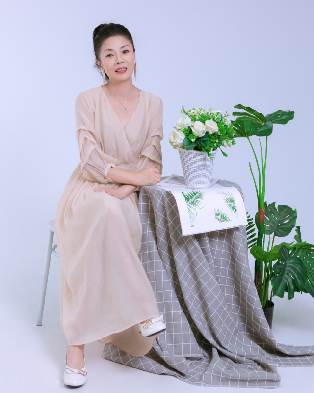 Anna的第一张照片--汕头相亲服务中心