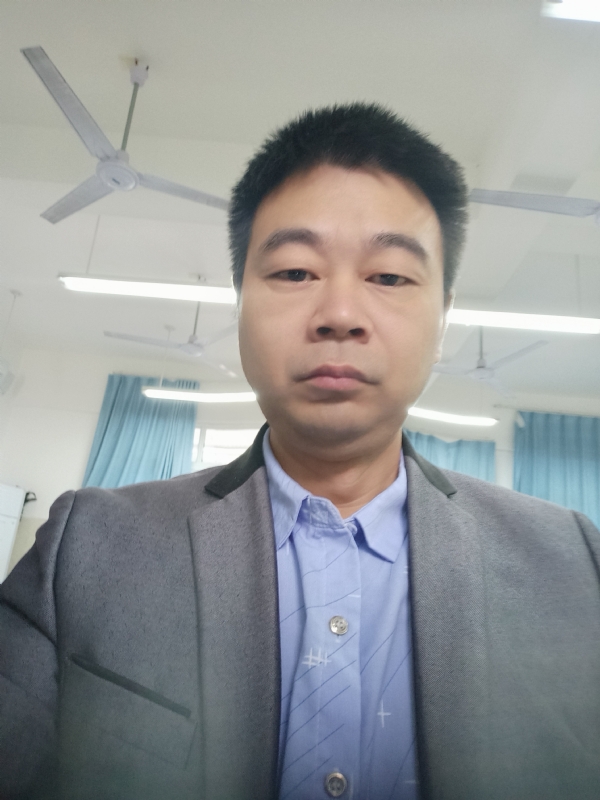 cyc的第二张照片--汕头相亲服务中心