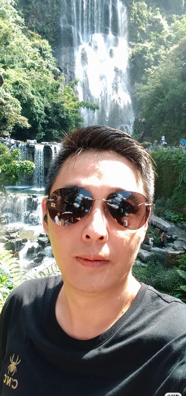 小小帅哥的第一张照片--汕头相亲服务中心