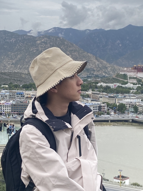 Lucky的第二张照片--汕头相亲服务中心