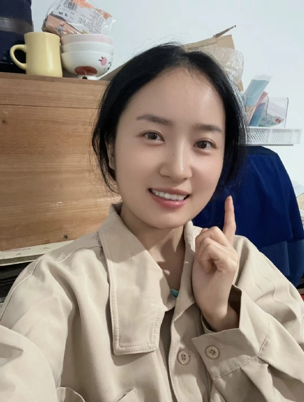 多喝热水的第一张照片--汕头相亲服务中心