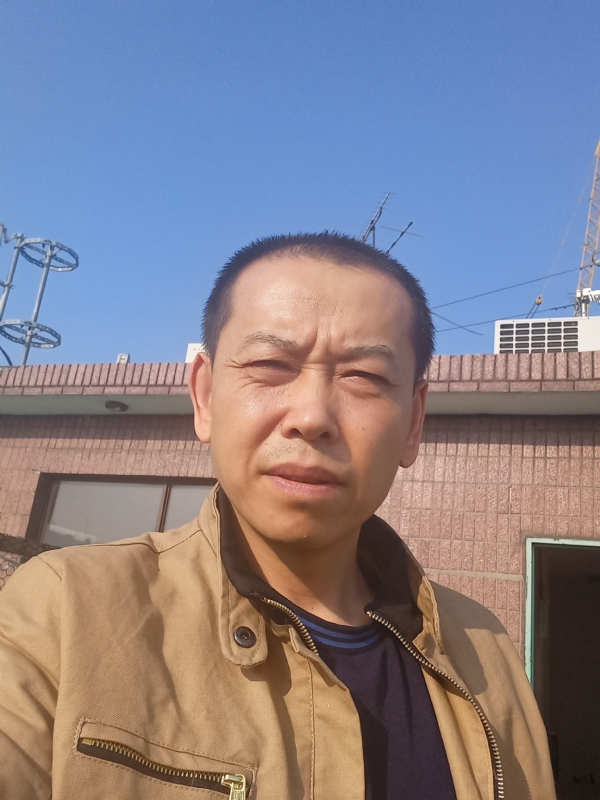 红尘逐浪的第一张照片--汕头相亲服务中心