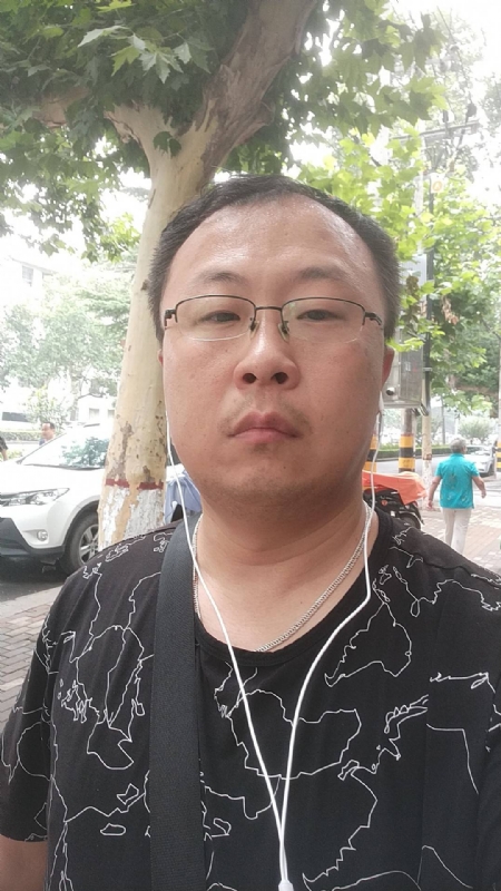 飘逸的星辰的第一张照片--汕头相亲服务中心