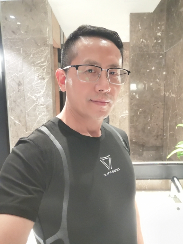 燕青的第四张照片--汕头相亲服务中心