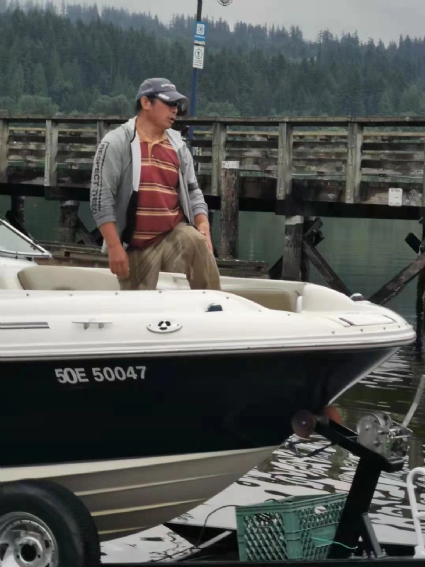 勤劳大力牛的第一张照片--汕头相亲服务中心