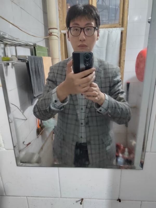 窒息的第二张照片--汕头相亲服务中心