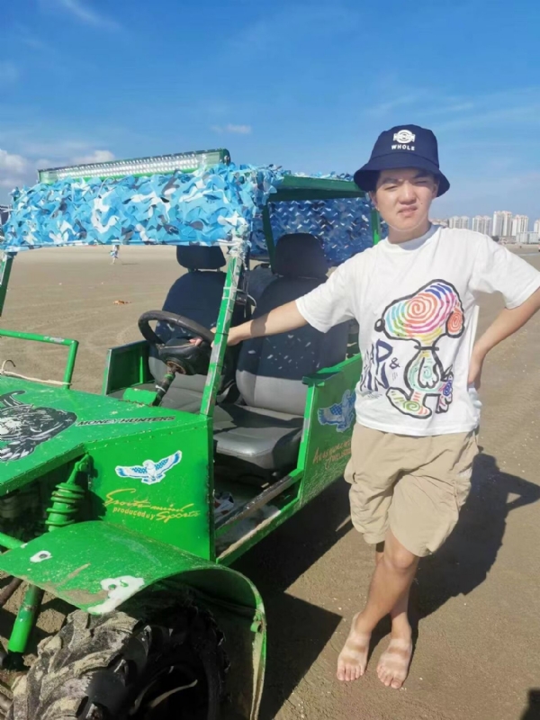 段炼成宸天下第一帅喔的第一张照片--汕头相亲服务中心