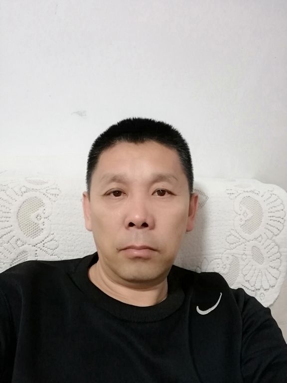 野1111的第一张照片--汕头相亲服务中心