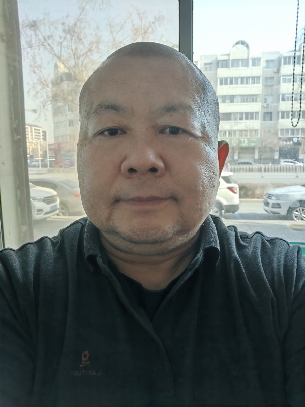 穆萨的第一张照片--汕头相亲服务中心