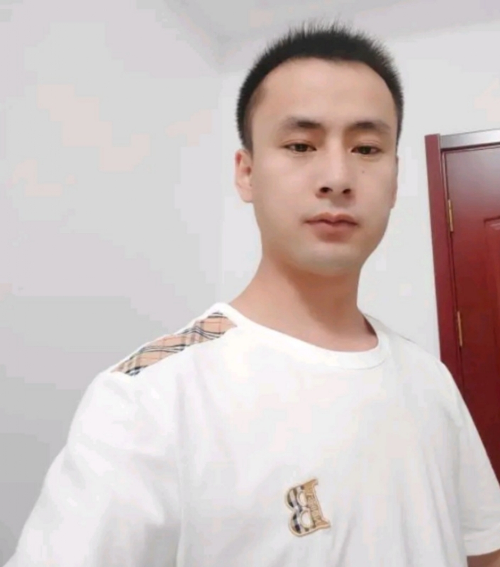 海阔天空的第一张照片--汕头相亲服务中心