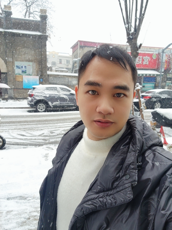 寻找合适伴侣的第一张照片--汕头相亲服务中心