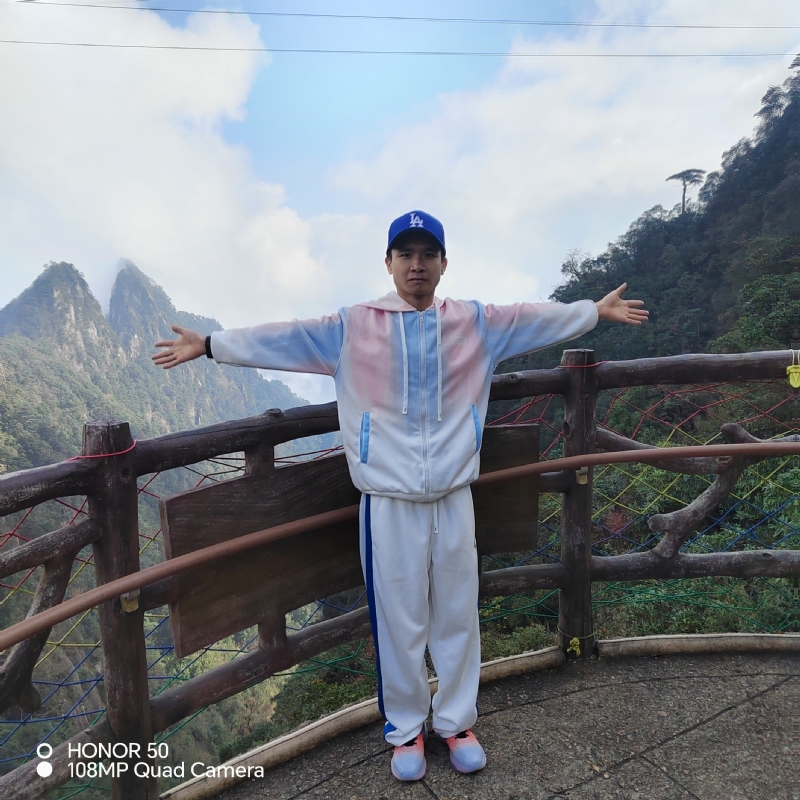 明明的第一张照片--汕头相亲服务中心