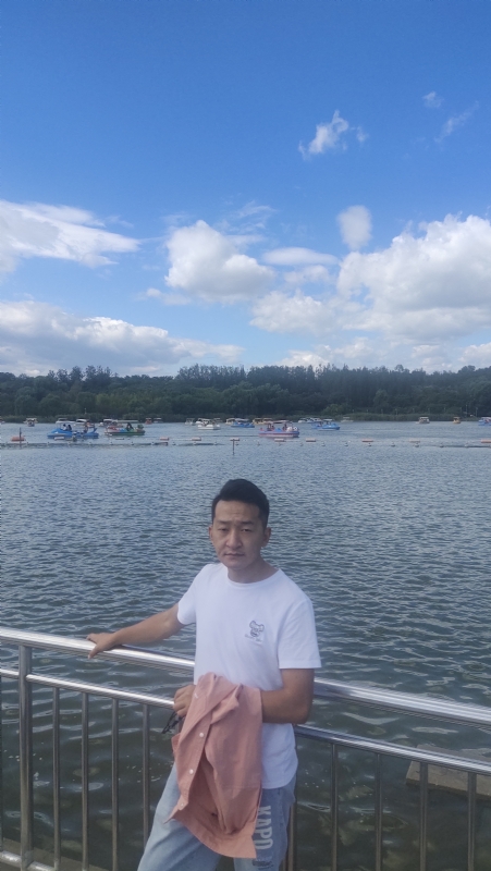 脱了壳的龟的第一张照片--汕头相亲服务中心