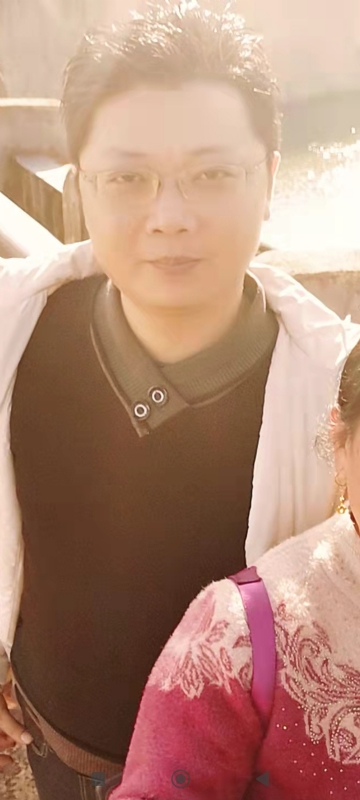 邓生的第二张照片--汕头相亲服务中心