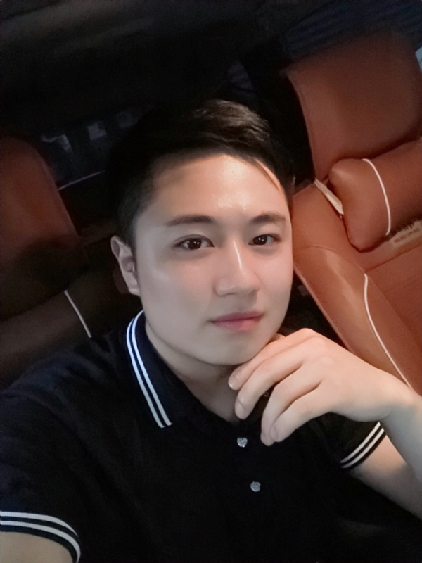 生活再继续的第一张照片--汕头相亲服务中心