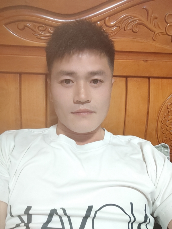 网球罗的第三张照片--汕头相亲服务中心