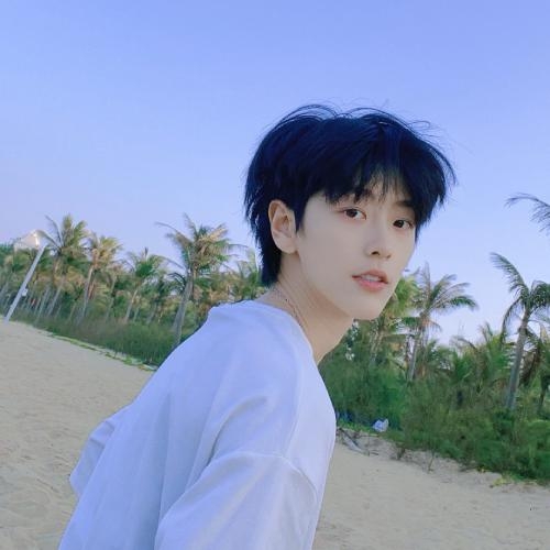 允执其中2024的第一张照片--汕头相亲服务中心