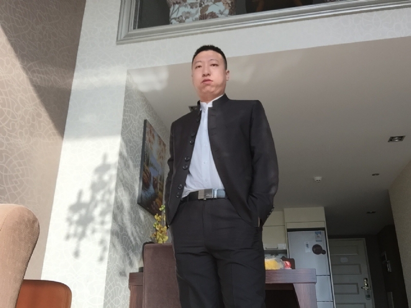 雅小炁的第一张照片--汕头相亲服务中心