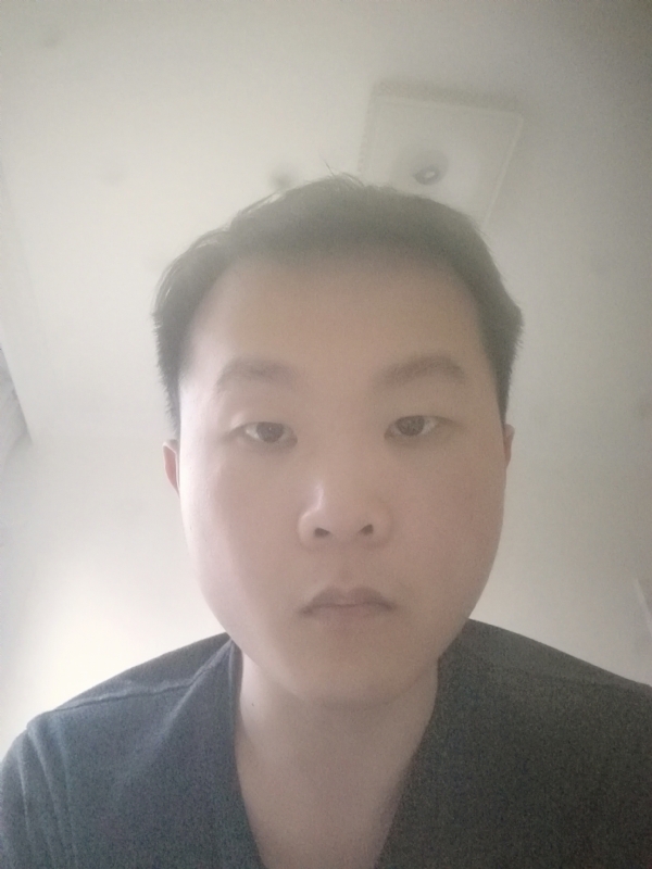 下个瞬间的你的第一张照片--汕头相亲服务中心