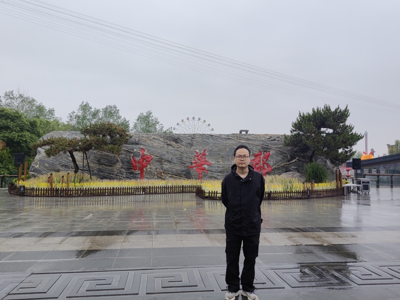 苏宾的第一张照片--汕头相亲服务中心