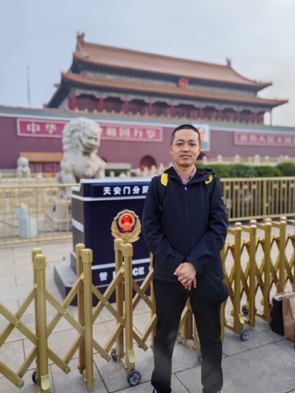 匆匆那年的第二张照片--汕头相亲服务中心