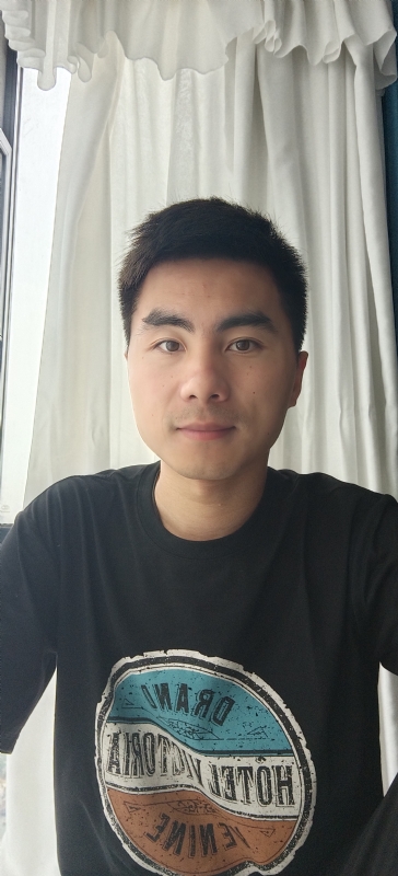 叶秋的第二张照片--汕头相亲服务中心