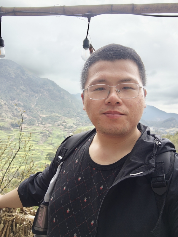 青山的第三张照片--汕头相亲服务中心