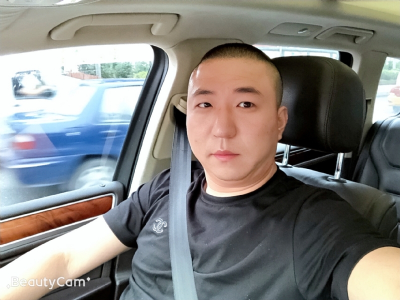 路人甲的第一张照片--汕头相亲服务中心