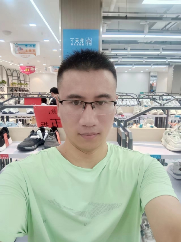 KKK960011的第一张照片--汕头相亲服务中心