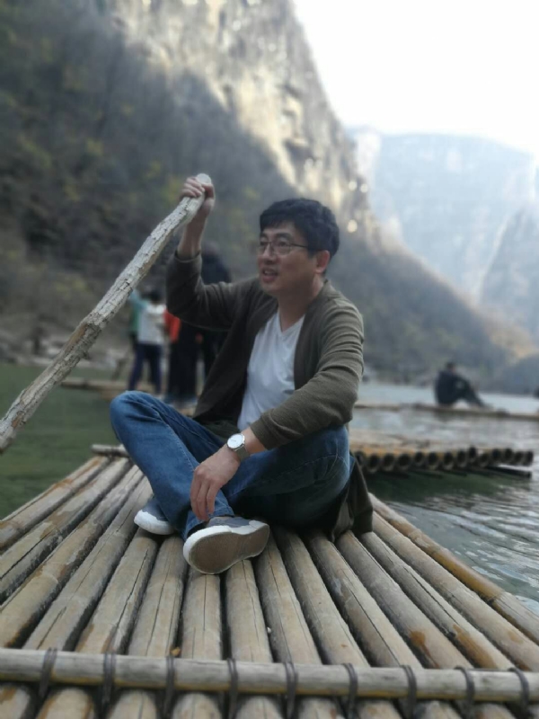 风被吹走了的第一张照片--汕头相亲服务中心