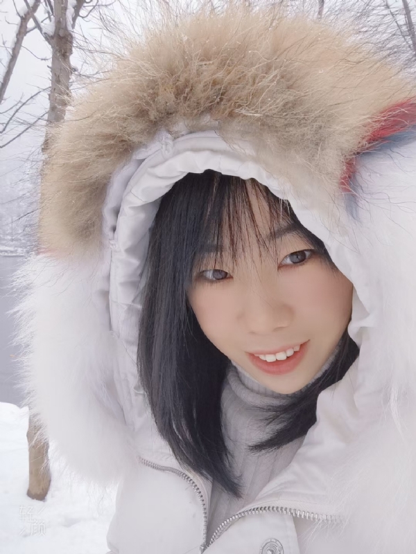 93年女会计的第一张照片--汕头相亲服务中心