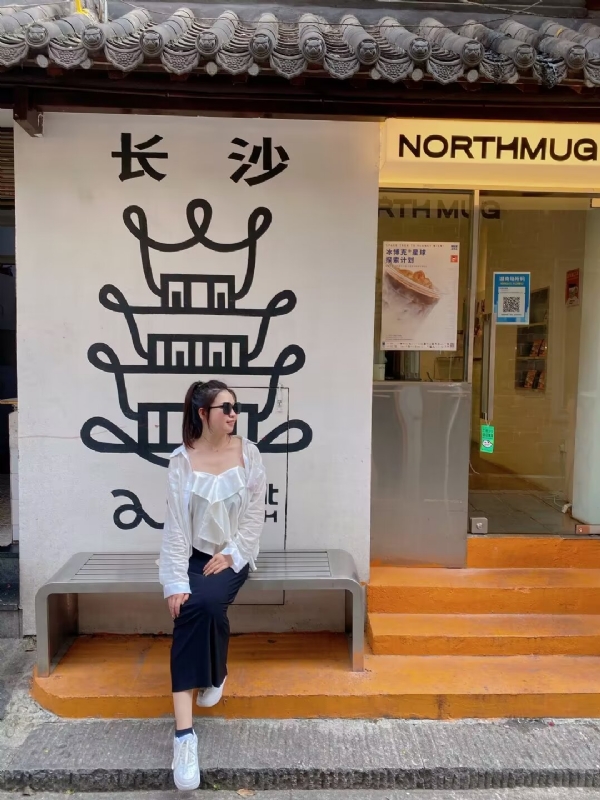 Lin的第二张照片--汕头相亲服务中心