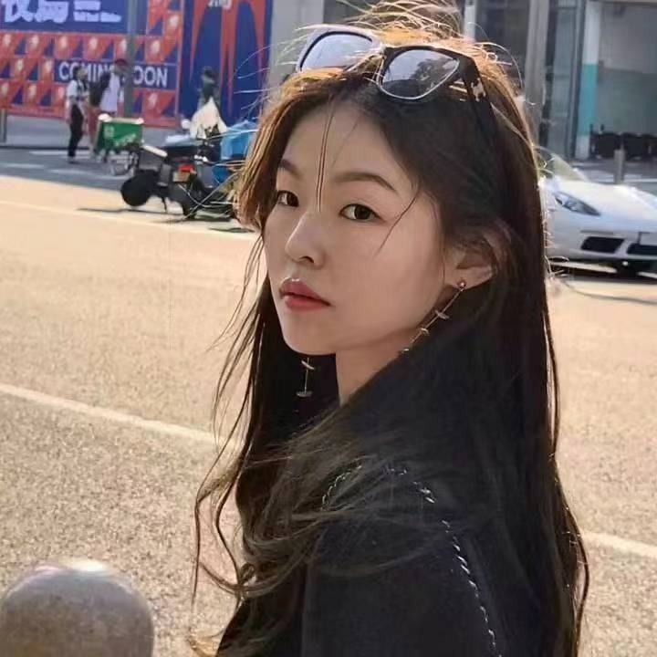 依依姐的第一张照片--汕头相亲服务中心