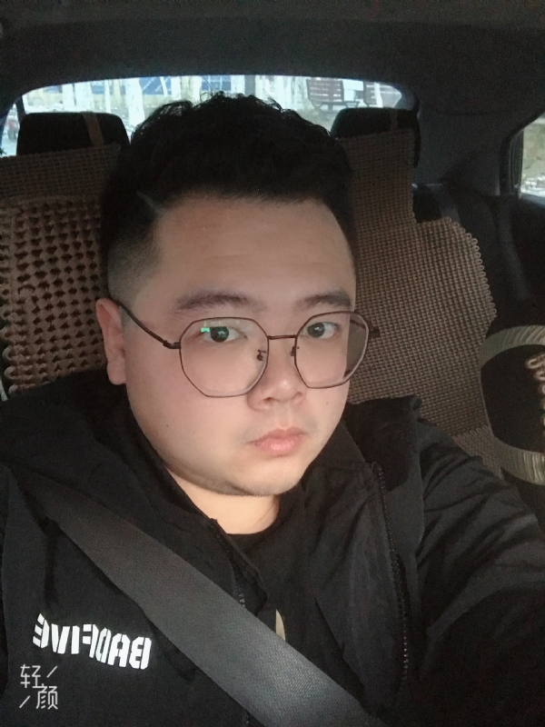 欢笑的第一张照片--汕头相亲服务中心