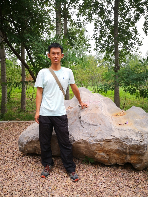 宠辱不惊的第一张照片--汕头相亲服务中心