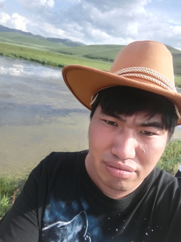 LOVE的誓言的第一张照片--汕头相亲服务中心