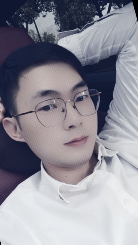 哈哈的第一张照片--汕头相亲服务中心