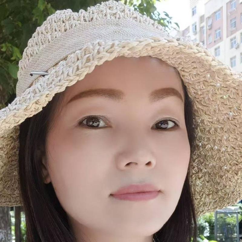 蓝妮的第二张照片--汕头相亲服务中心