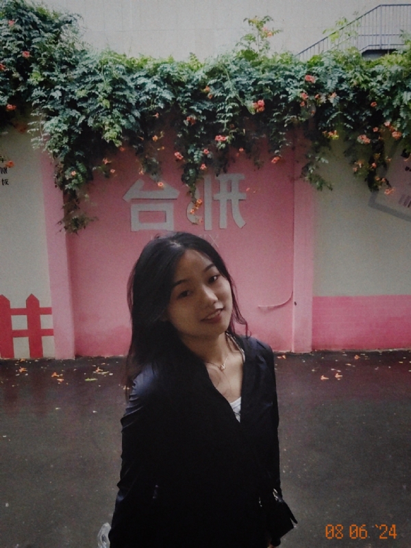 范范的丸子头的第一张照片--汕头相亲服务中心