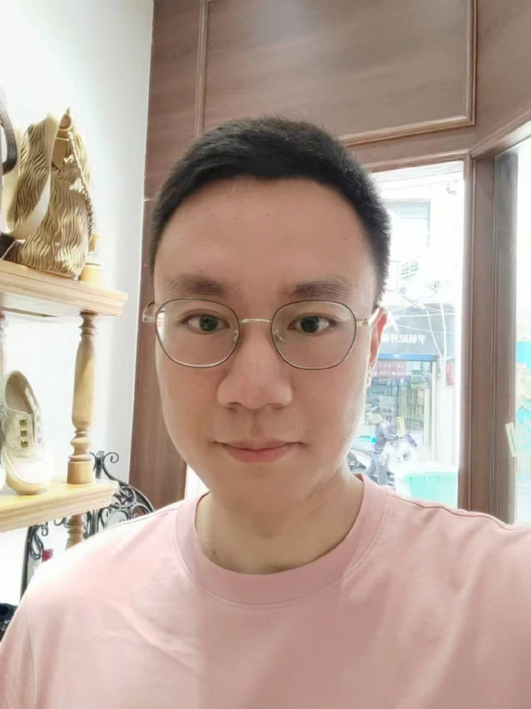 乐let的第一张照片--汕头相亲服务中心