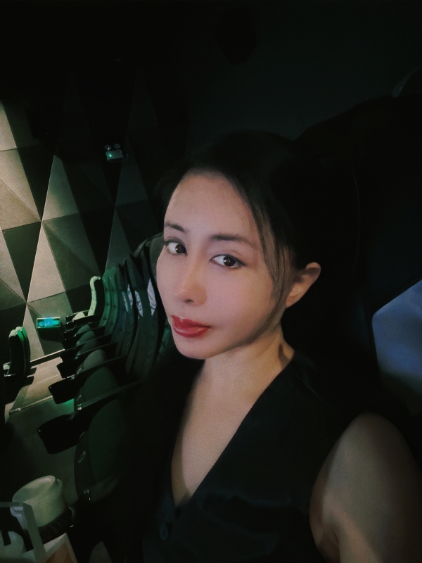 Moon的第一张照片--汕头相亲服务中心