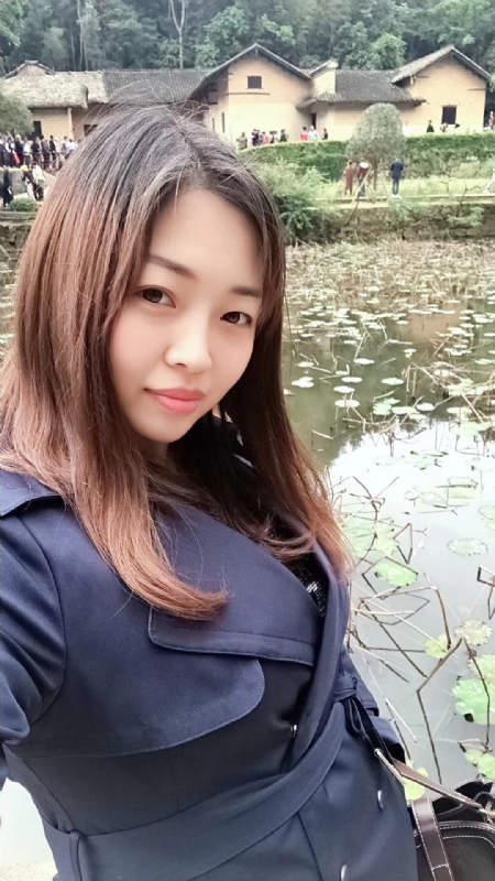 百合的第一张照片--汕头相亲服务中心