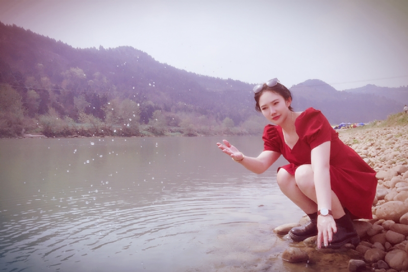 守候阳光的第一张照片--汕头相亲服务中心