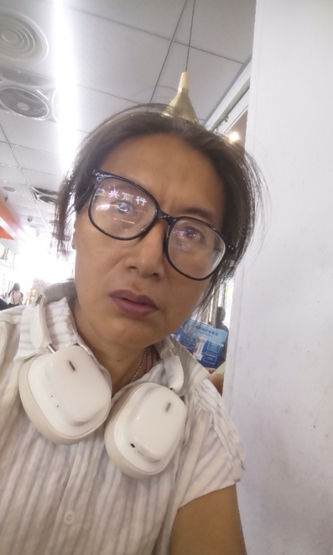 冬天的蔷薇的第三张照片--汕头相亲服务中心