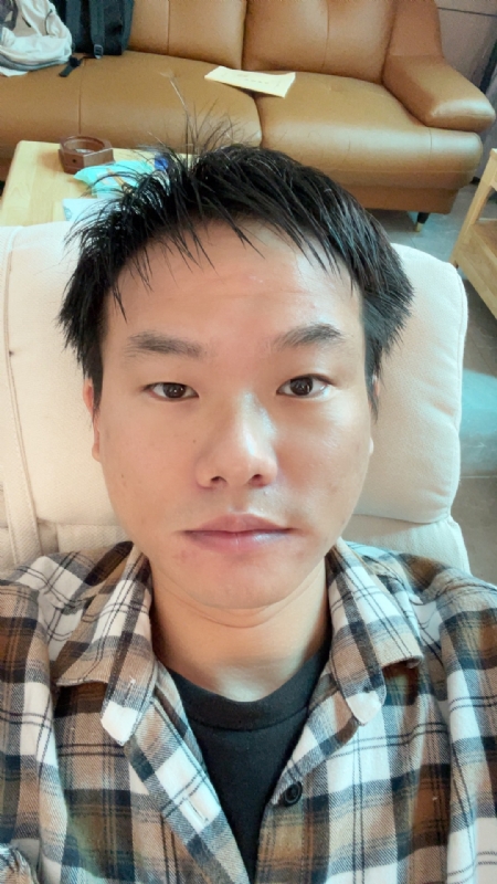 向日葵的第一张照片--汕头相亲服务中心