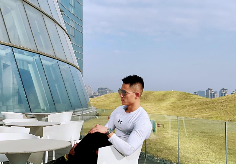 保家卫国的第一张照片--汕头相亲服务中心